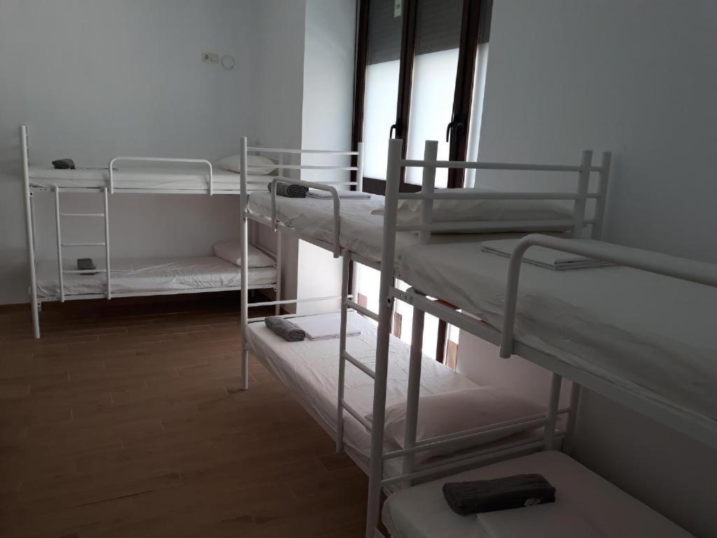 Hub Hostel Севилья Экстерьер фото
