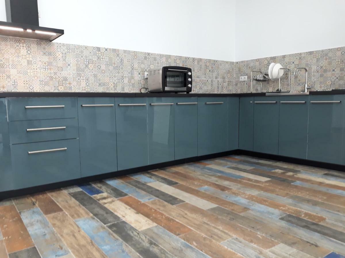 Hub Hostel Севилья Экстерьер фото