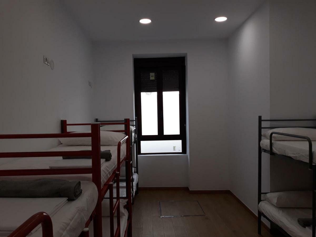 Hub Hostel Севилья Экстерьер фото