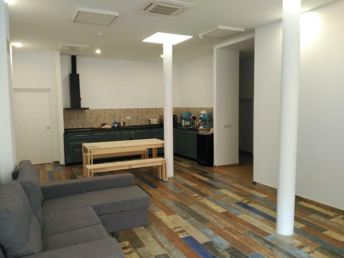 Hub Hostel Севилья Экстерьер фото
